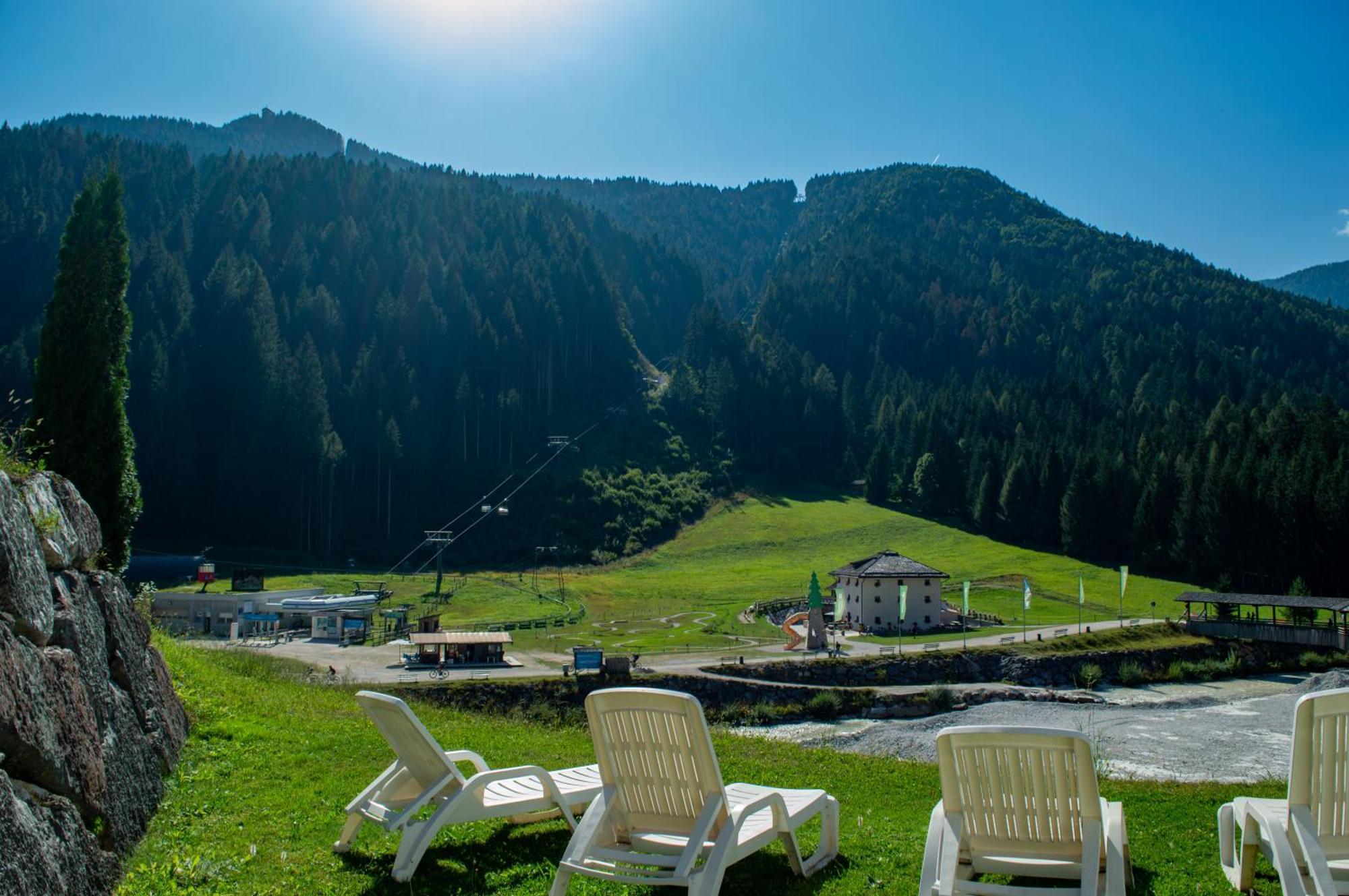 Hotel Serena - Tre Cime Views เอารอนโซ ดิ คาโดเร ภายนอก รูปภาพ
