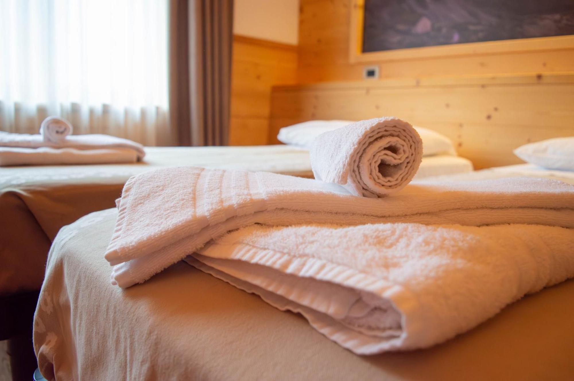 Hotel Serena - Tre Cime Views เอารอนโซ ดิ คาโดเร ห้อง รูปภาพ